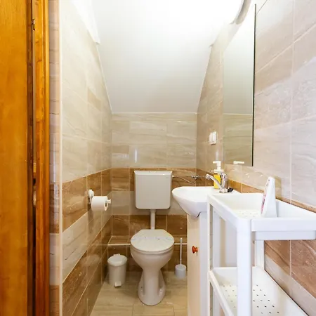 Gazde/Camere de închiriat Kati P Vendeghaz