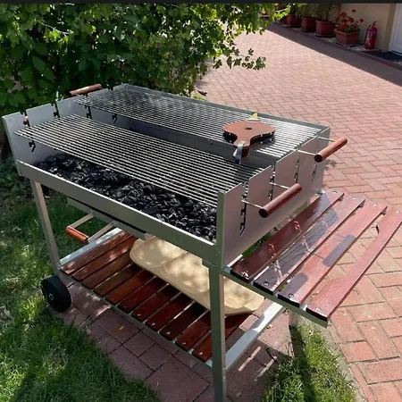 T7 Garden Alloggio in famiglia Siófok