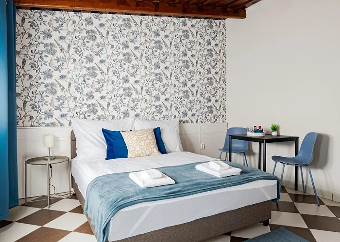 T7 Garden Guest House Homestay Siofok