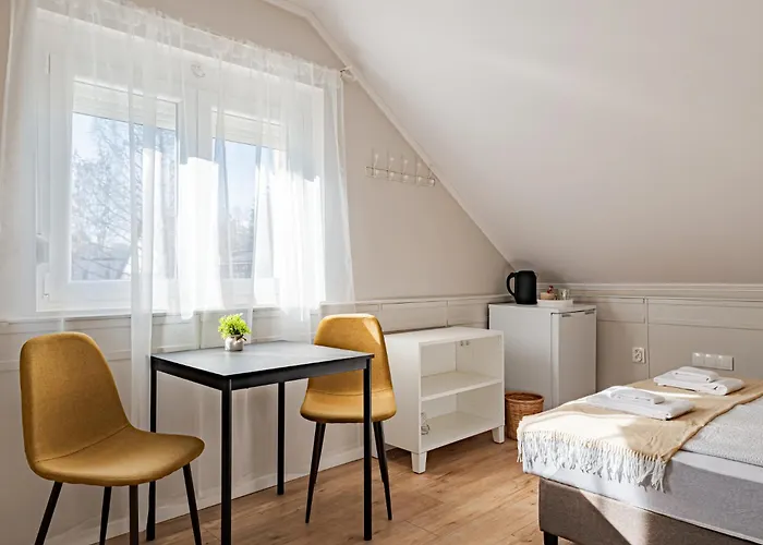 T7 Garden Guest House
